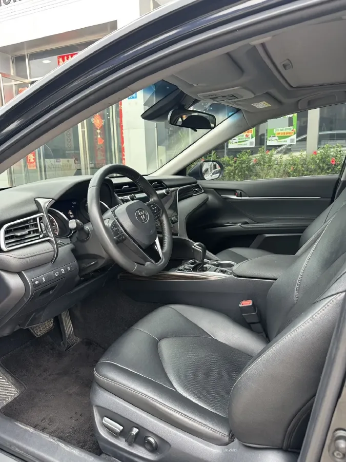 2019 Toyota Camry 2.0L 178HP L4 CVT,autocango,china used car exporter,china ev exporter,chinese used car exporter,chinese used ev exporter