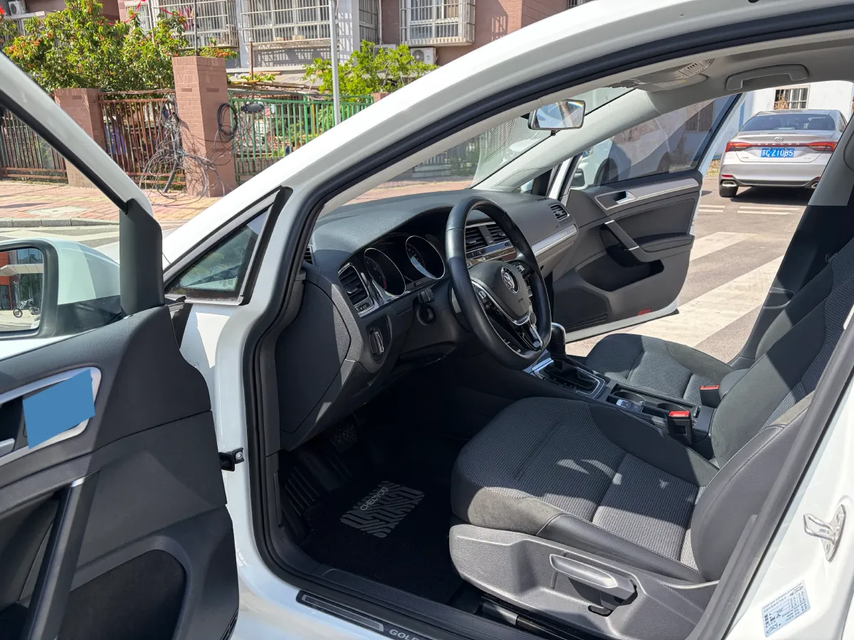 2019 Volkswagen Golf 1.4T 150HP L4 7DCT,autocango,china used car exporter,china ev exporter,chinese used car exporter,chinese used ev exporter
