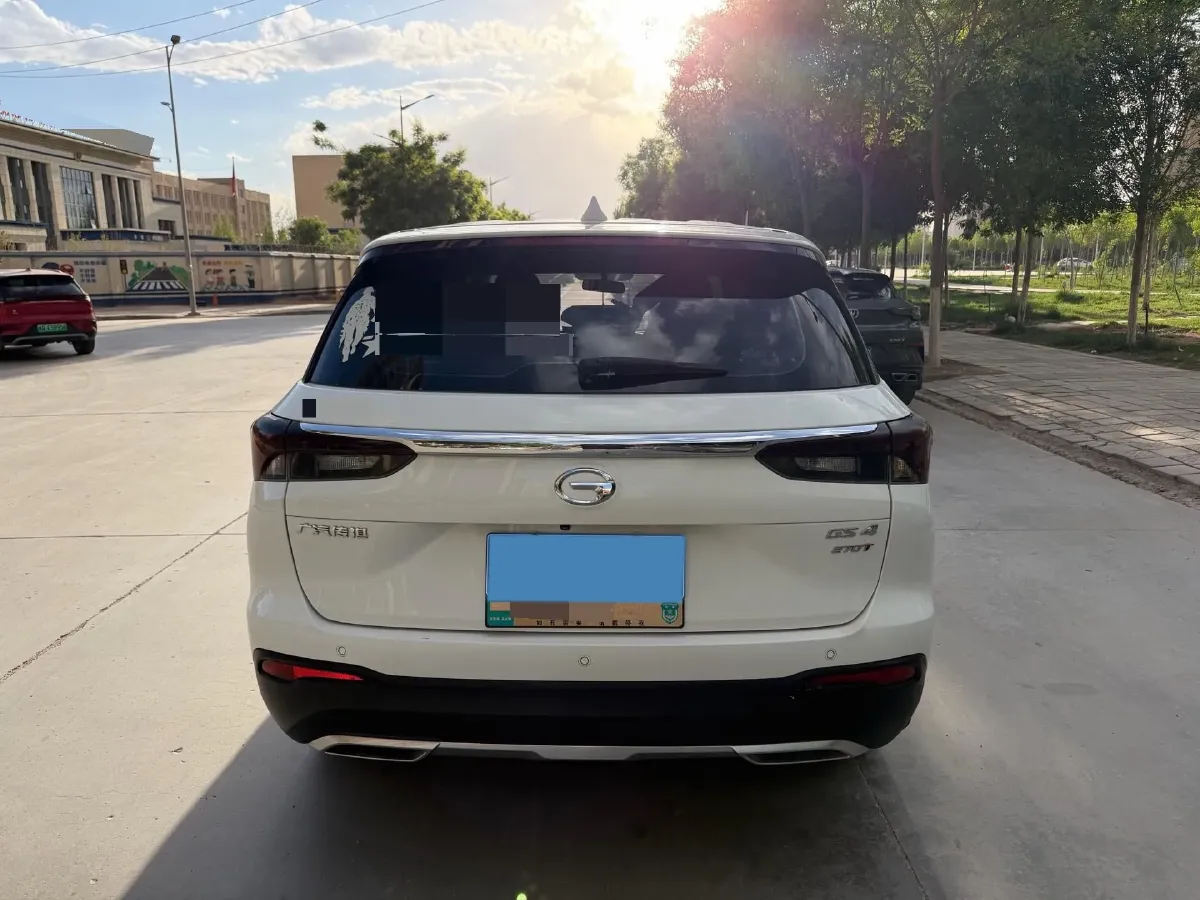 2021 GAC Trumpchi GS4 1.5T 169HP L4 7DCT,autocango,china used car exporter,china ev exporter,chinese used car exporter,chinese used ev exporter