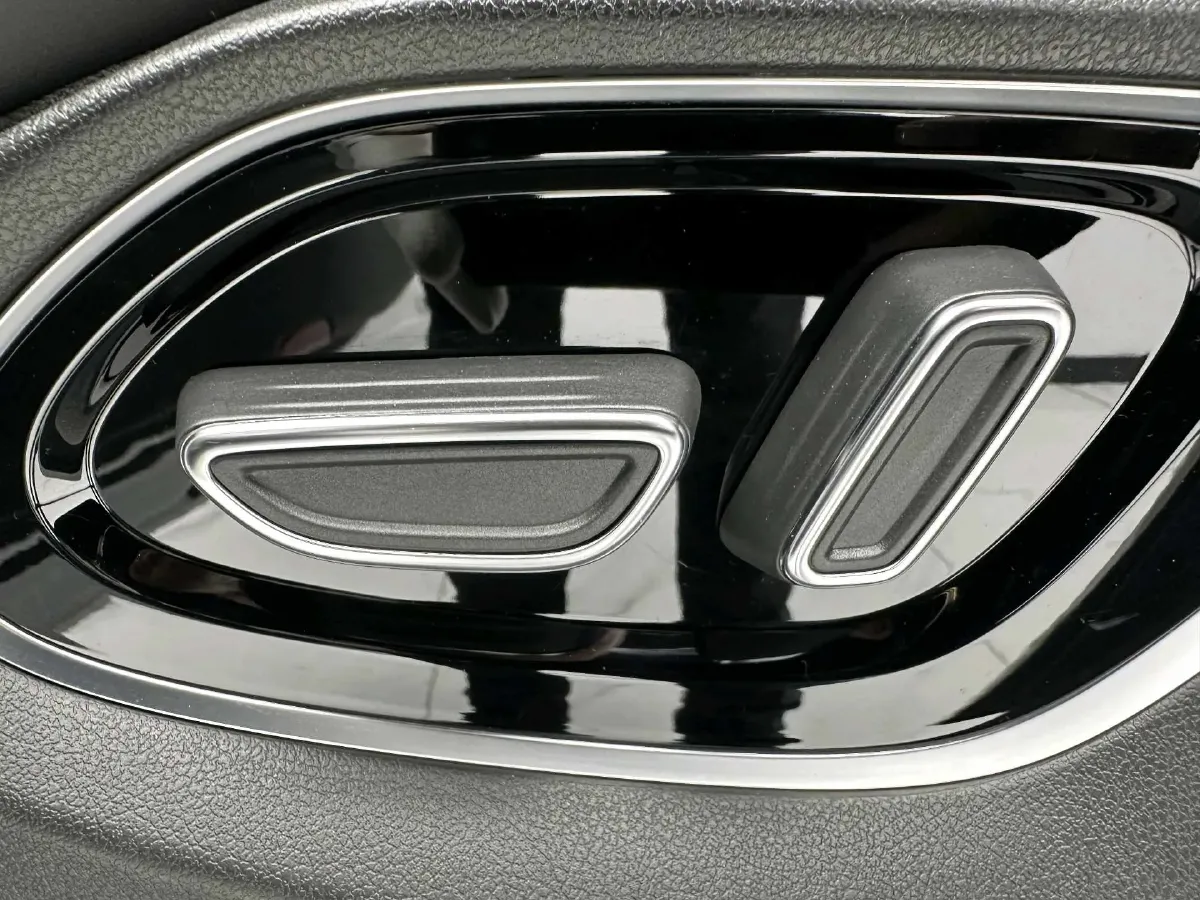 2021 GAC Trumpchi M6 1.5T 169HP L4 6AT,autocango,china used car exporter,china ev exporter,chinese used car exporter,chinese used ev exporter