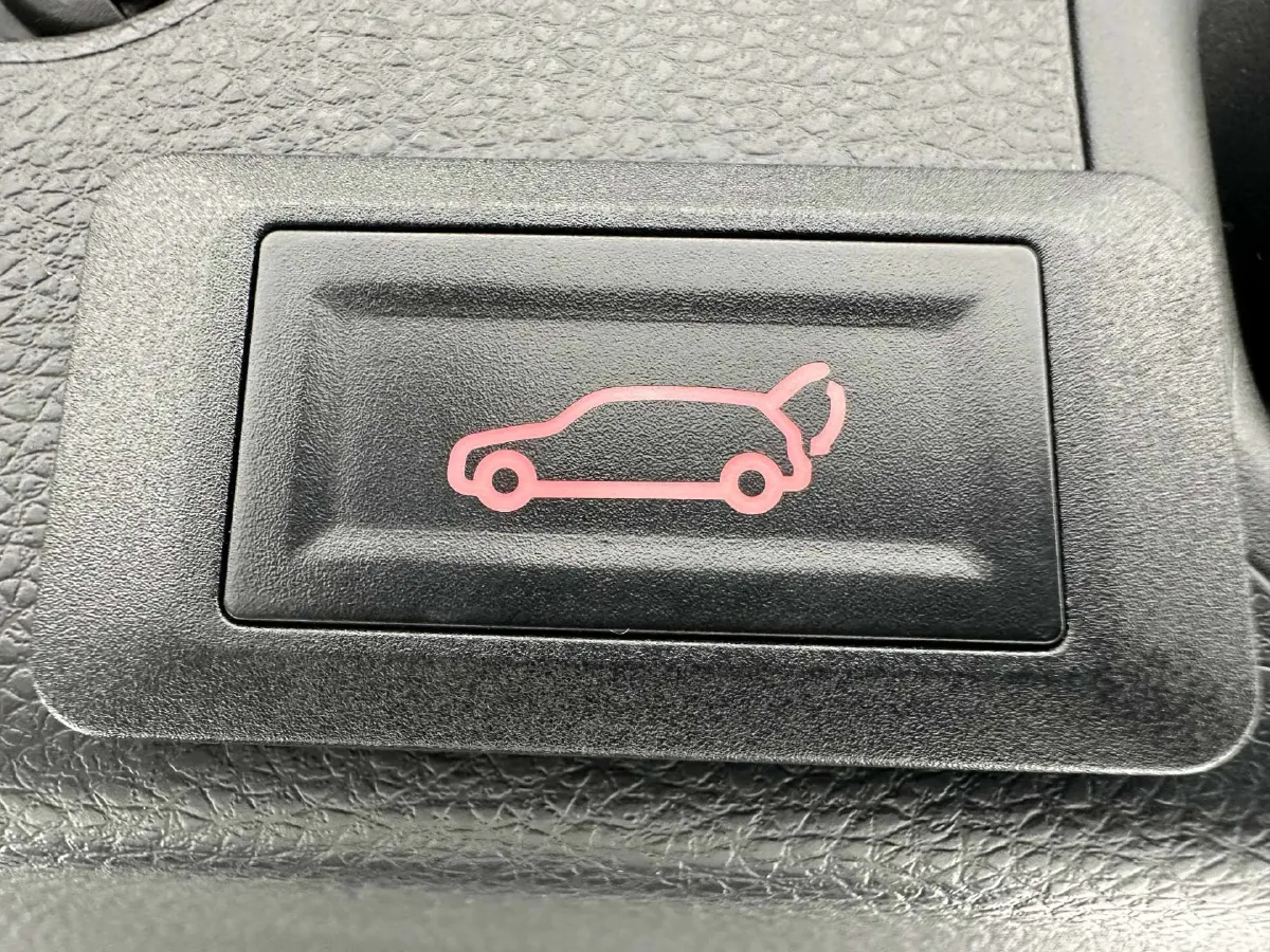 2021 GAC Trumpchi M6 1.5T 169HP L4 6AT,autocango,china used car exporter,china ev exporter,chinese used car exporter,chinese used ev exporter