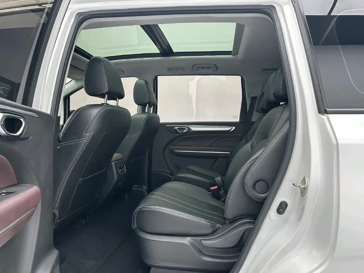 2021 GAC Trumpchi M6 1.5T 169HP L4 6AT,autocango,china used car exporter,china ev exporter,chinese used car exporter,chinese used ev exporter