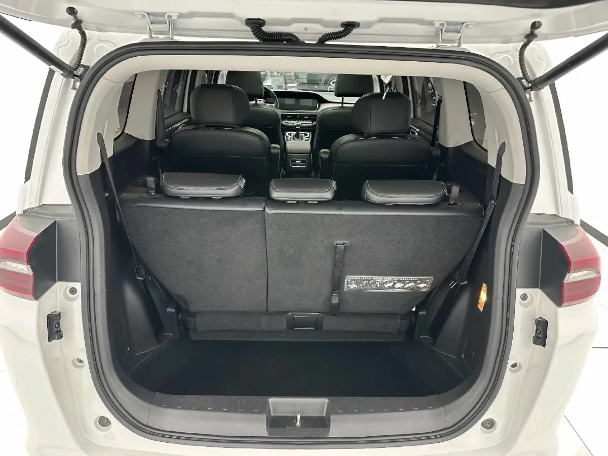 2021 GAC Trumpchi M6 1.5T 169HP L4 6AT,autocango,china used car exporter,china ev exporter,chinese used car exporter,chinese used ev exporter