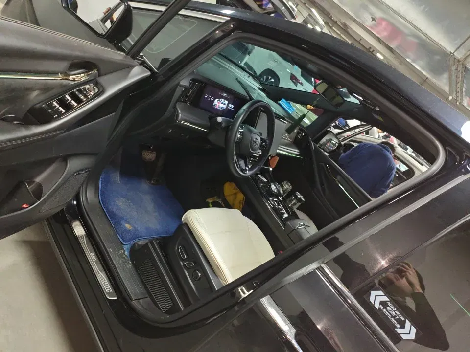 2023 GAC Trumpchi M8 2.0T 252HP L4 8AT,autocango,china used car exporter,china ev exporter,chinese used car exporter,chinese used ev exporter