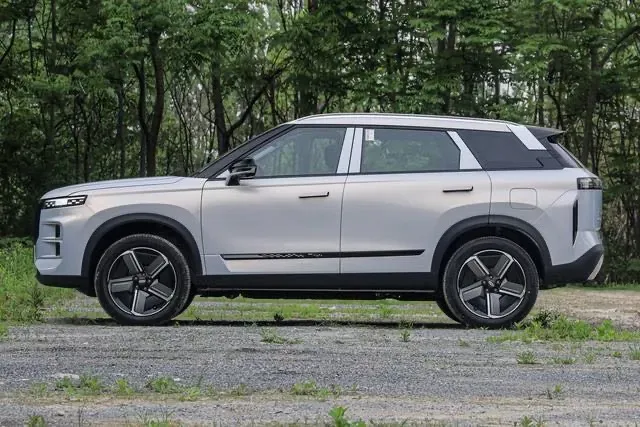 2023 Chery Exploration 06 1.6T 197HP L4 7DCT,autocango,china used car exporter,china ev exporter,chinese used car exporter,chinese used ev exporter