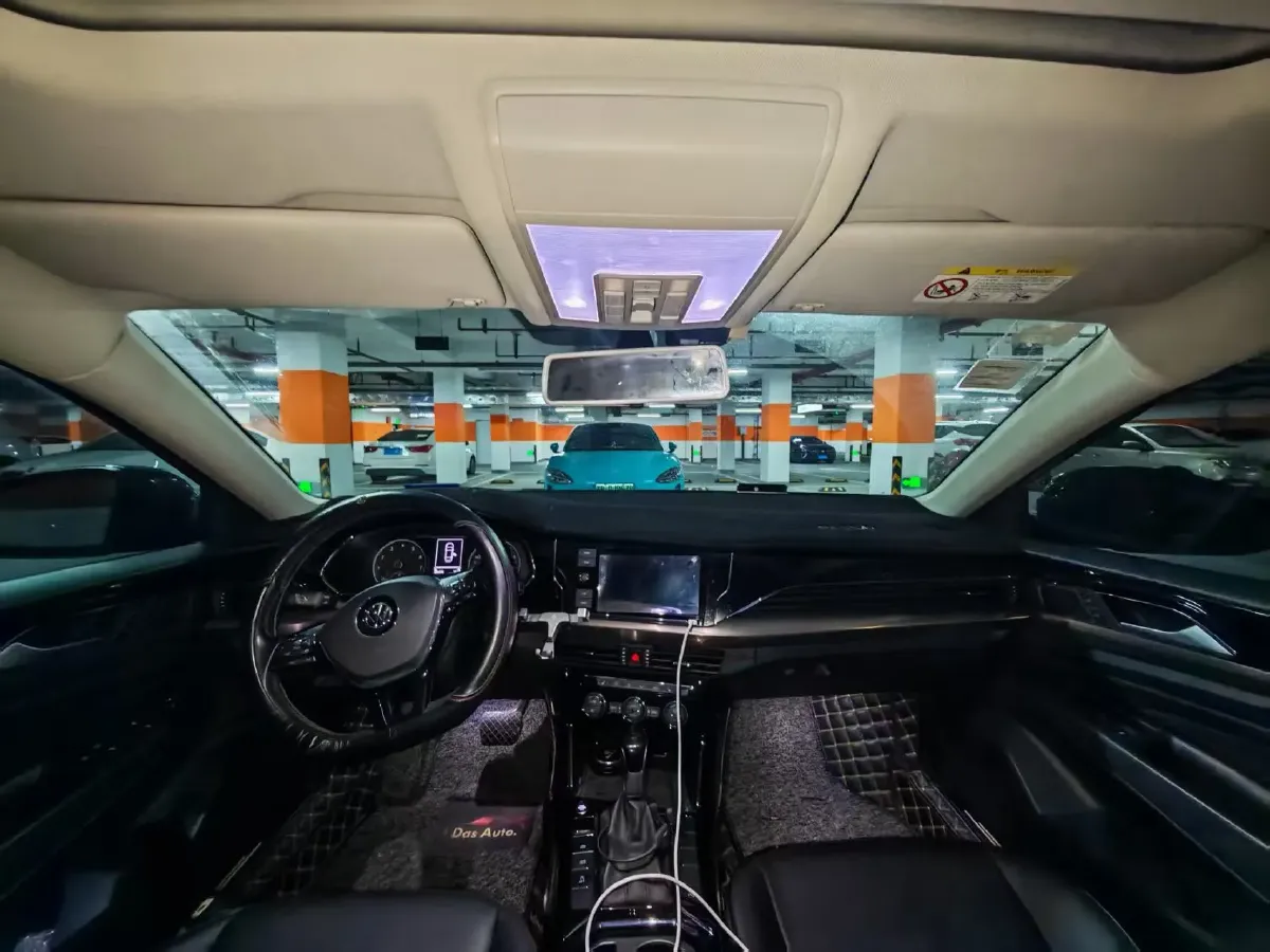 2019 Skoda Kodiak 2.0T 186HP L4 7DCT,autocango,china used car exporter,china ev exporter,chinese used car exporter,chinese used ev exporter