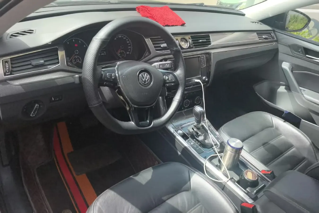 2017 Volkswagen Passat 1.8T 180HP L4 7DCT,autocango,china used car exporter,china ev exporter,chinese used car exporter,chinese used ev exporter