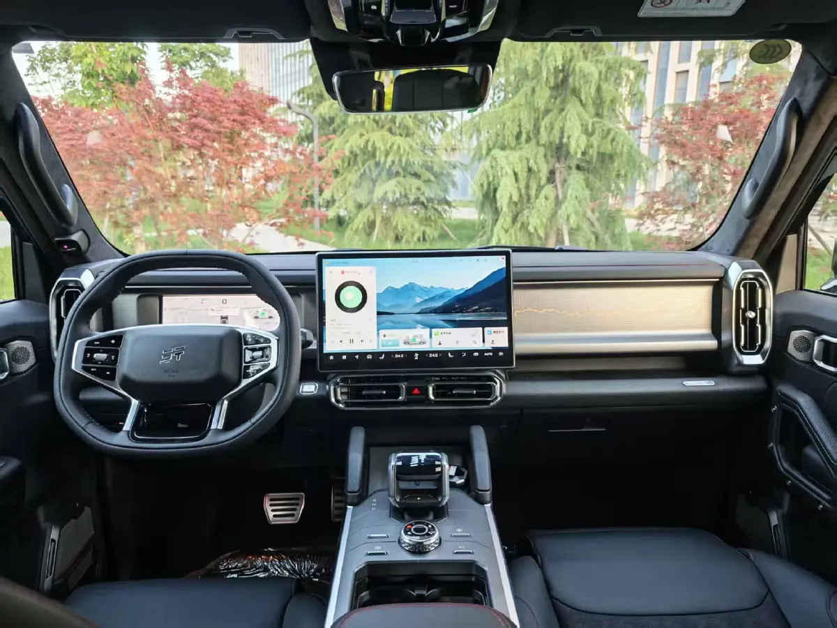 2024 Jetour ShanHai TravellerC-DM 1.5T 156HP L4 3DHT PHEV 43.24KWH,autocango,china used car exporter,china ev exporter,chinese used car exporter,chinese used ev exporter