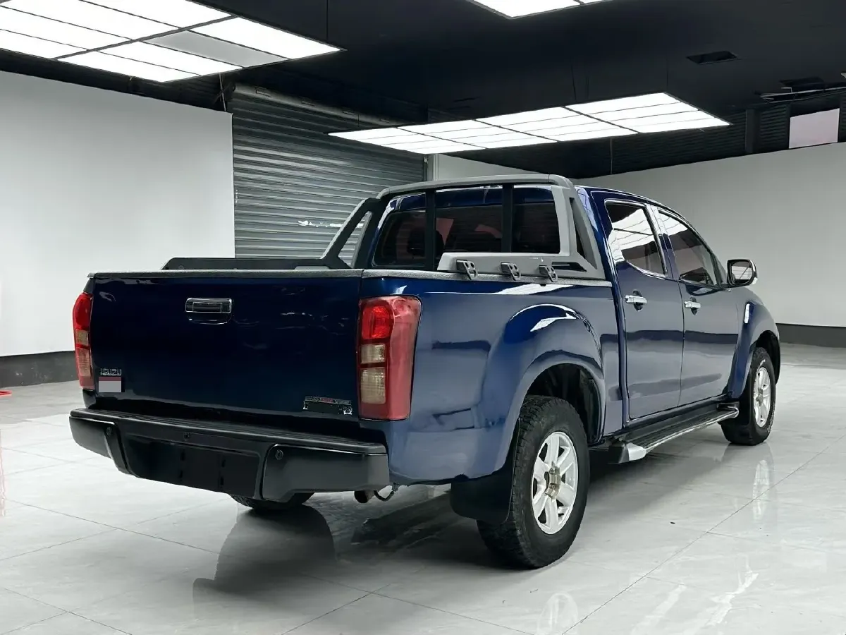 2019 Isuzu LingTuo 2.5T 129HP L4 6AT,autocango,china used car exporter,china ev exporter,chinese used car exporter,chinese used ev exporter