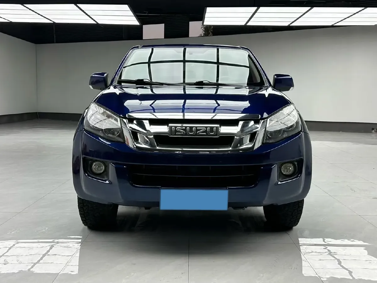 2019 Isuzu LingTuo 2.5T 129HP L4 6AT,autocango,china used car exporter,china ev exporter,chinese used car exporter,chinese used ev exporter