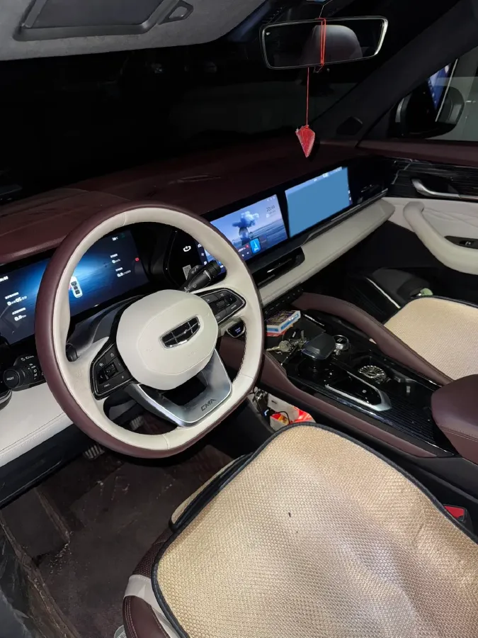 2024 Geely Monjaro 2.0T 238HP L4 8AT,autocango,china used car exporter,china ev exporter,chinese used car exporter,chinese used ev exporter