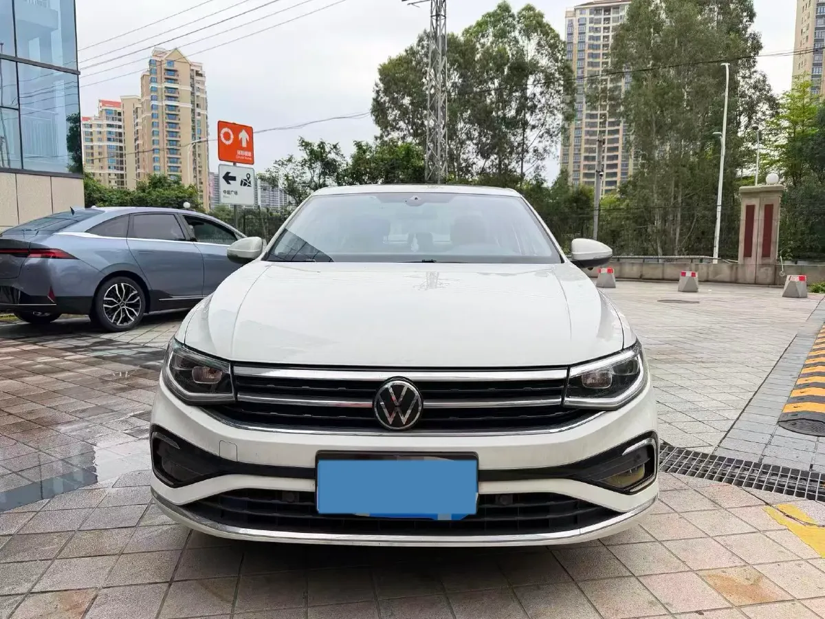 2024 Volkswagen Bora 1.5T 160HP L4 7DCT,autocango,china used car exporter,china ev exporter,chinese used car exporter,chinese used ev exporter