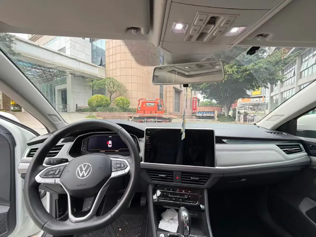 2024 Volkswagen Bora 1.5T 160HP L4 7DCT,autocango,china used car exporter,china ev exporter,chinese used car exporter,chinese used ev exporter