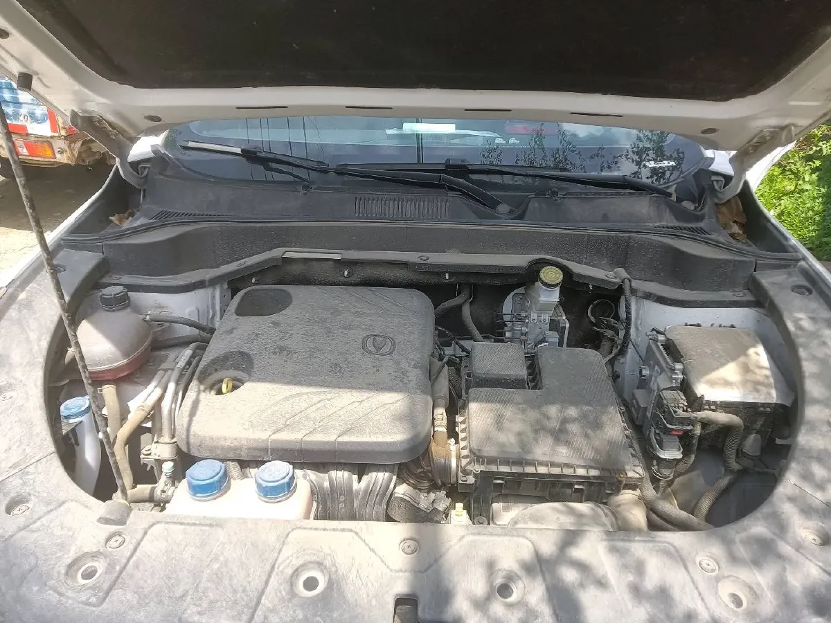 2024 ChangAn UNI-Z 1.5L 98HP L4 E-CVT PHEV 18.4KWH,autocango,china used car exporter,china ev exporter,chinese used car exporter,chinese used ev exporter