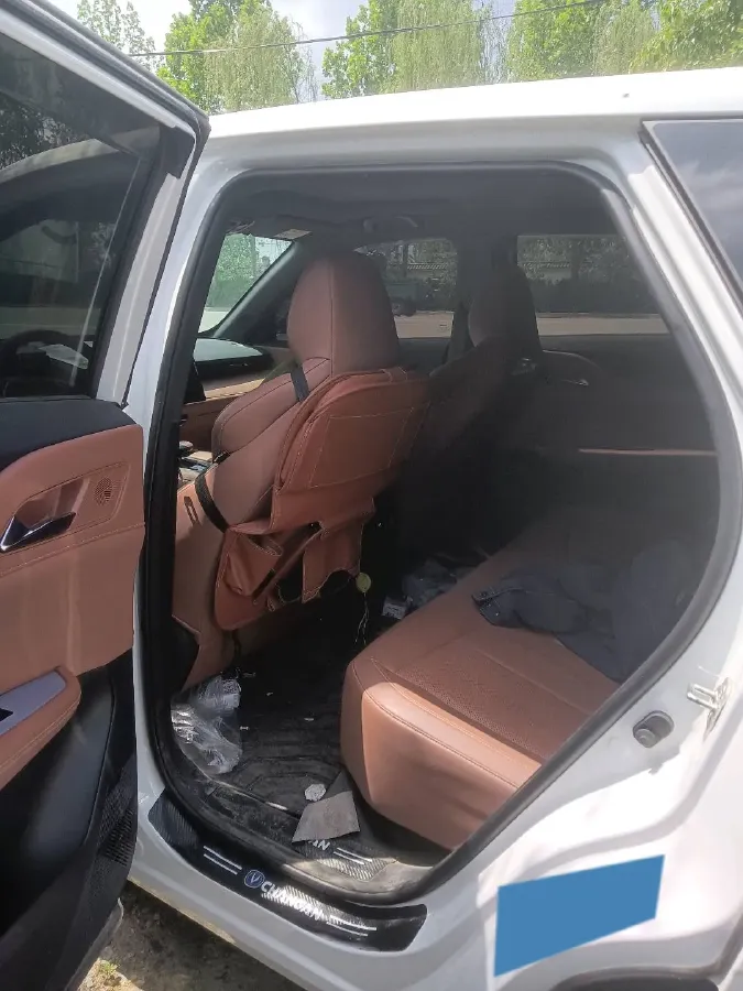 2024 ChangAn UNI-Z 1.5L 98HP L4 E-CVT PHEV 18.4KWH,autocango,china used car exporter,china ev exporter,chinese used car exporter,chinese used ev exporter