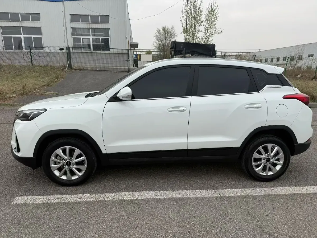 2021 BeiJing Auto X3 1.5T 150HP L4 6MT,autocango,china used car exporter,china ev exporter,chinese used car exporter,chinese used ev exporter