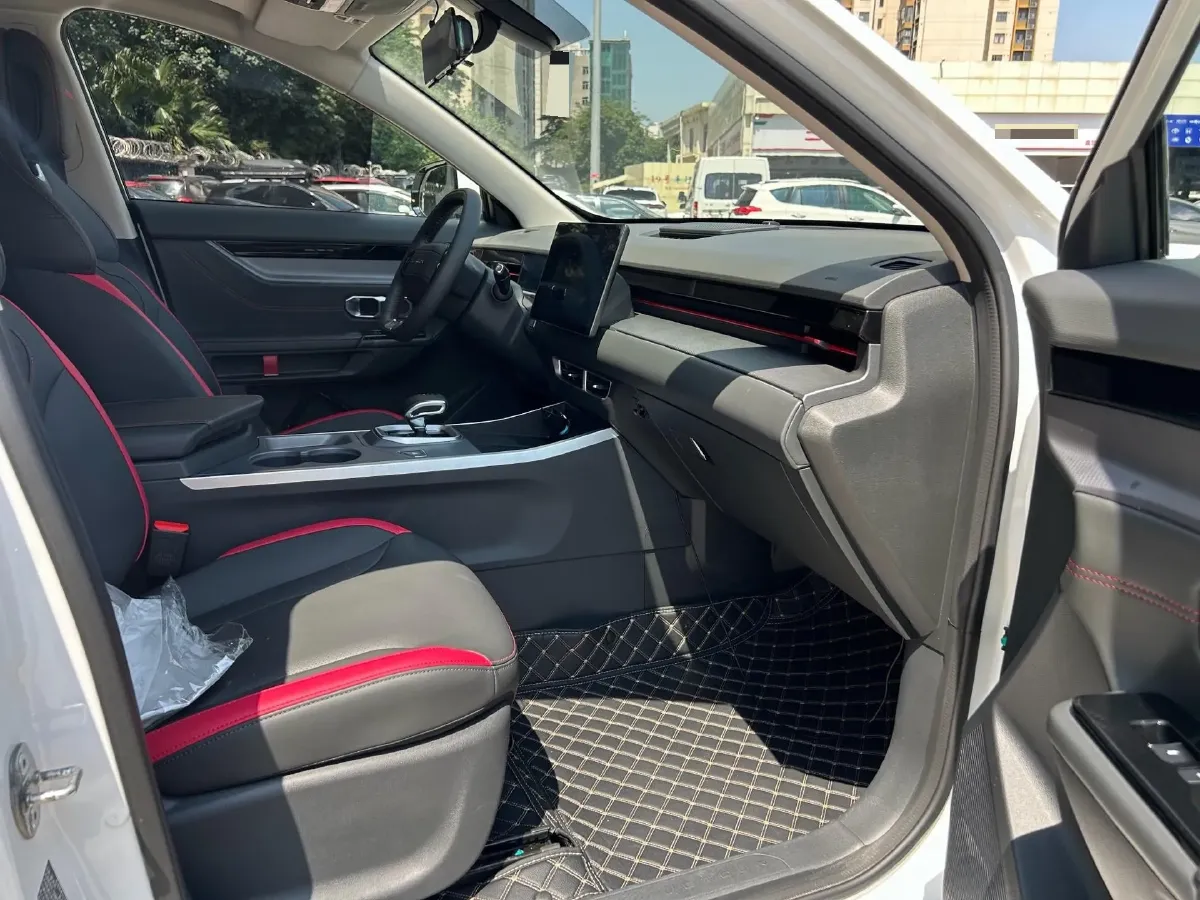 2024 Jetour DASHING 1.5T 156HP L4 6DCT,autocango,china used car exporter,china ev exporter,chinese used car exporter,chinese used ev exporter