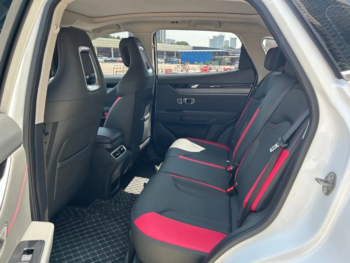 2024 Jetour DASHING 1.5T 156HP L4 6DCT,autocango,china used car exporter,china ev exporter,chinese used car exporter,chinese used ev exporter