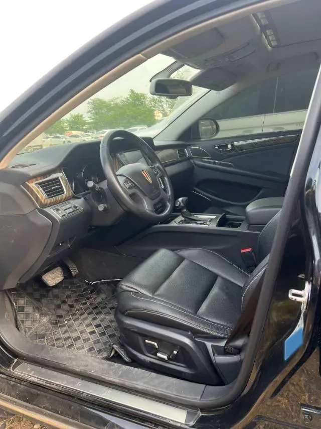 2021 HongQi H7 1.8T 188HP L4 6AT,autocango,china used car exporter,china ev exporter,chinese used car exporter,chinese used ev exporter