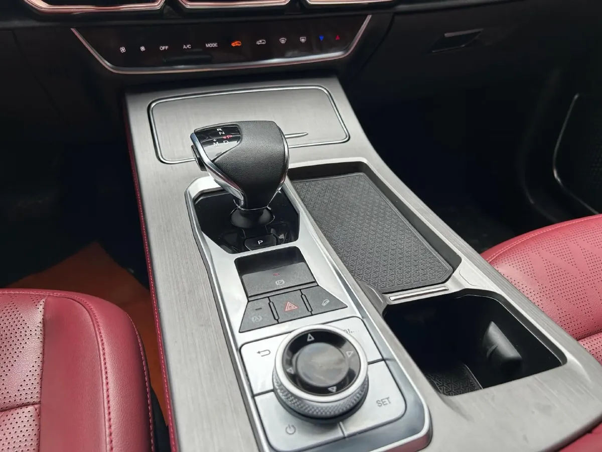 2023 Jetour X70 Plus 1.6T 197HP L4 7DCT,autocango,china used car exporter,china ev exporter,chinese used car exporter,chinese used ev exporter