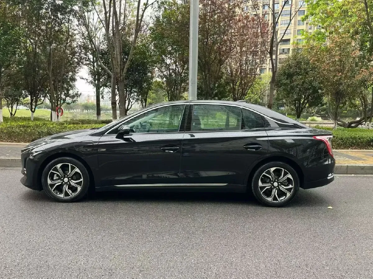 2022 HongQi E-QM5 BEV 54KWH,autocango,china used car exporter,china ev exporter,chinese used car exporter,chinese used ev exporter