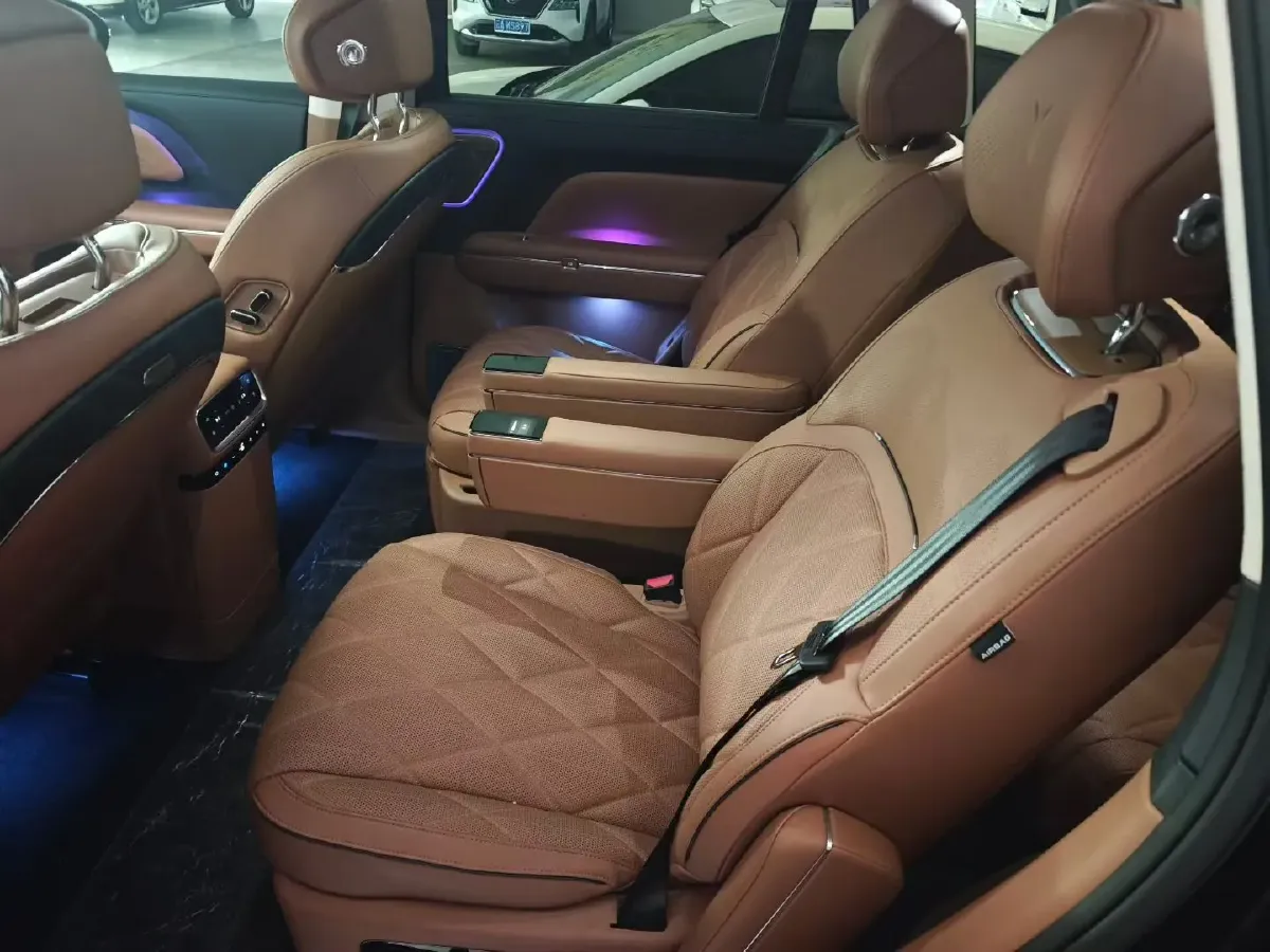 2026 Voyah 9L 1.5T 150HP L4 PHEV,autocango,china used car exporter,china ev exporter,chinese used car exporter,chinese used ev exporter