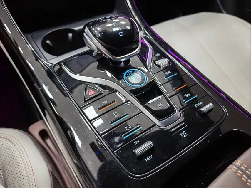 2024 BYD Qin Plus 1.5L 110HP L4 E-CVT PHEV 8.32KWH,autocango,china used car exporter,china ev exporter,chinese used car exporter,chinese used ev exporter