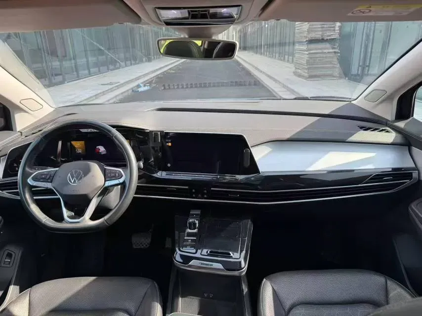 2021 Volkswagen Talagon 2.0T 220HP L4 7DCT,autocango,china used car exporter,china ev exporter,chinese used car exporter,chinese used ev exporter