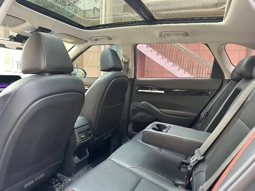 2023 Kia Seltos 1.5L 115HP L4 CVT,autocango,china used car exporter,china ev exporter,chinese used car exporter,chinese used ev exporter
