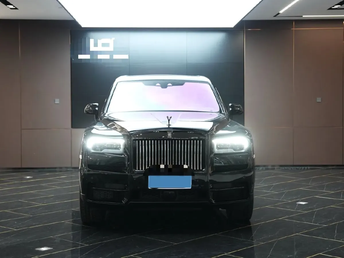 2020 Rolls-Royce Cullinan 6.7T 600HP V12 8AT,autocango,china used car exporter,china ev exporter,chinese used car exporter,chinese used ev exporter