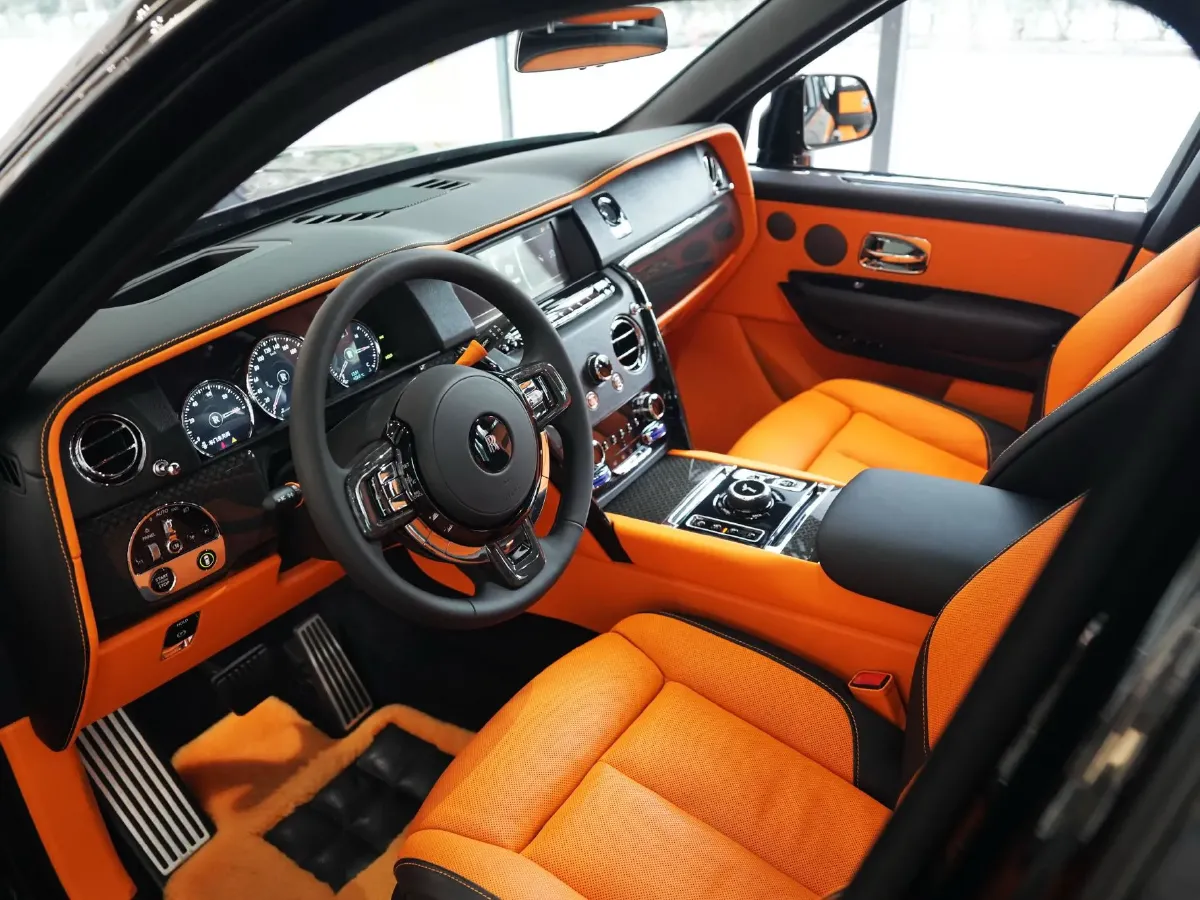 2020 Rolls-Royce Cullinan 6.7T 600HP V12 8AT,autocango,china used car exporter,china ev exporter,chinese used car exporter,chinese used ev exporter