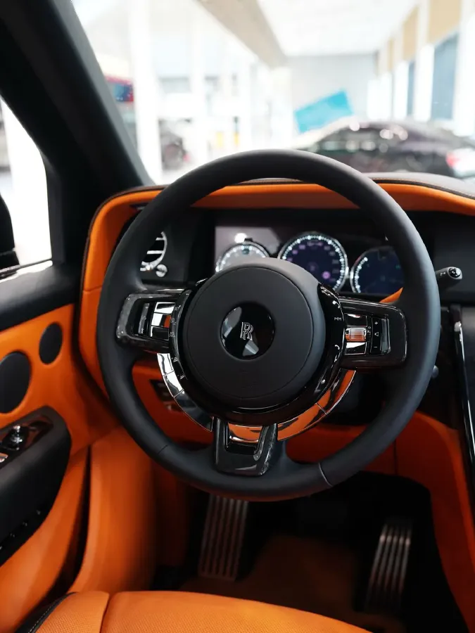 2020 Rolls-Royce Cullinan 6.7T 600HP V12 8AT,autocango,china used car exporter,china ev exporter,chinese used car exporter,chinese used ev exporter