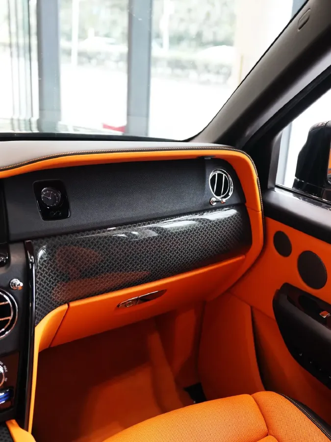 2020 Rolls-Royce Cullinan 6.7T 600HP V12 8AT,autocango,china used car exporter,china ev exporter,chinese used car exporter,chinese used ev exporter