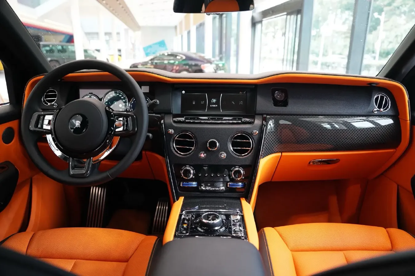 2020 Rolls-Royce Cullinan 6.7T 600HP V12 8AT,autocango,china used car exporter,china ev exporter,chinese used car exporter,chinese used ev exporter