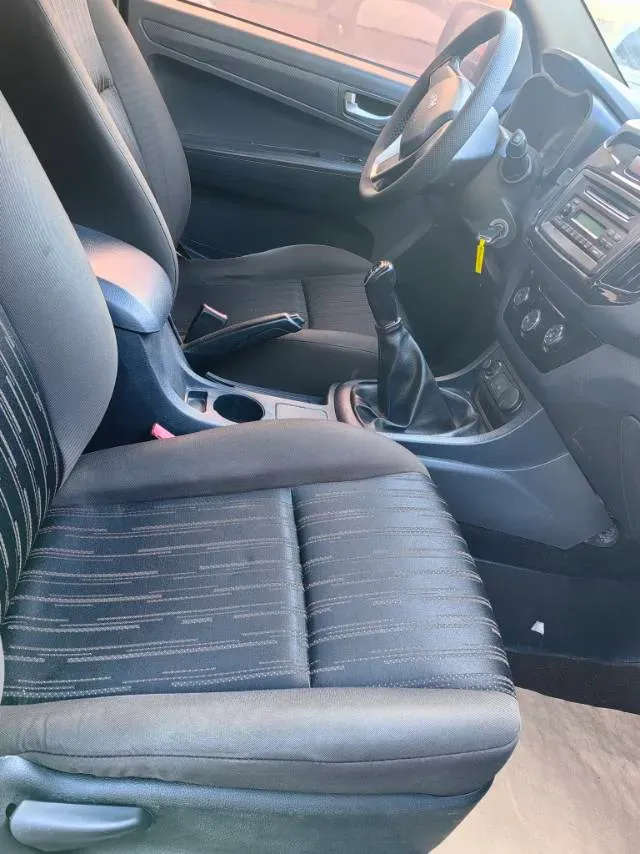 2016 Isuzu RE-MAX Jim 2.8T 109HP L4 5MT,autocango,china used car exporter,china ev exporter,chinese used car exporter,chinese used ev exporter