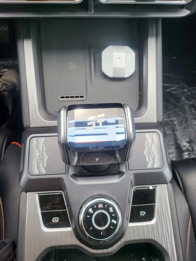 2025 MAXUS XinTu V70 2.0T 150HP L4 9AT,autocango,china used car exporter,china ev exporter,chinese used car exporter,chinese used ev exporter