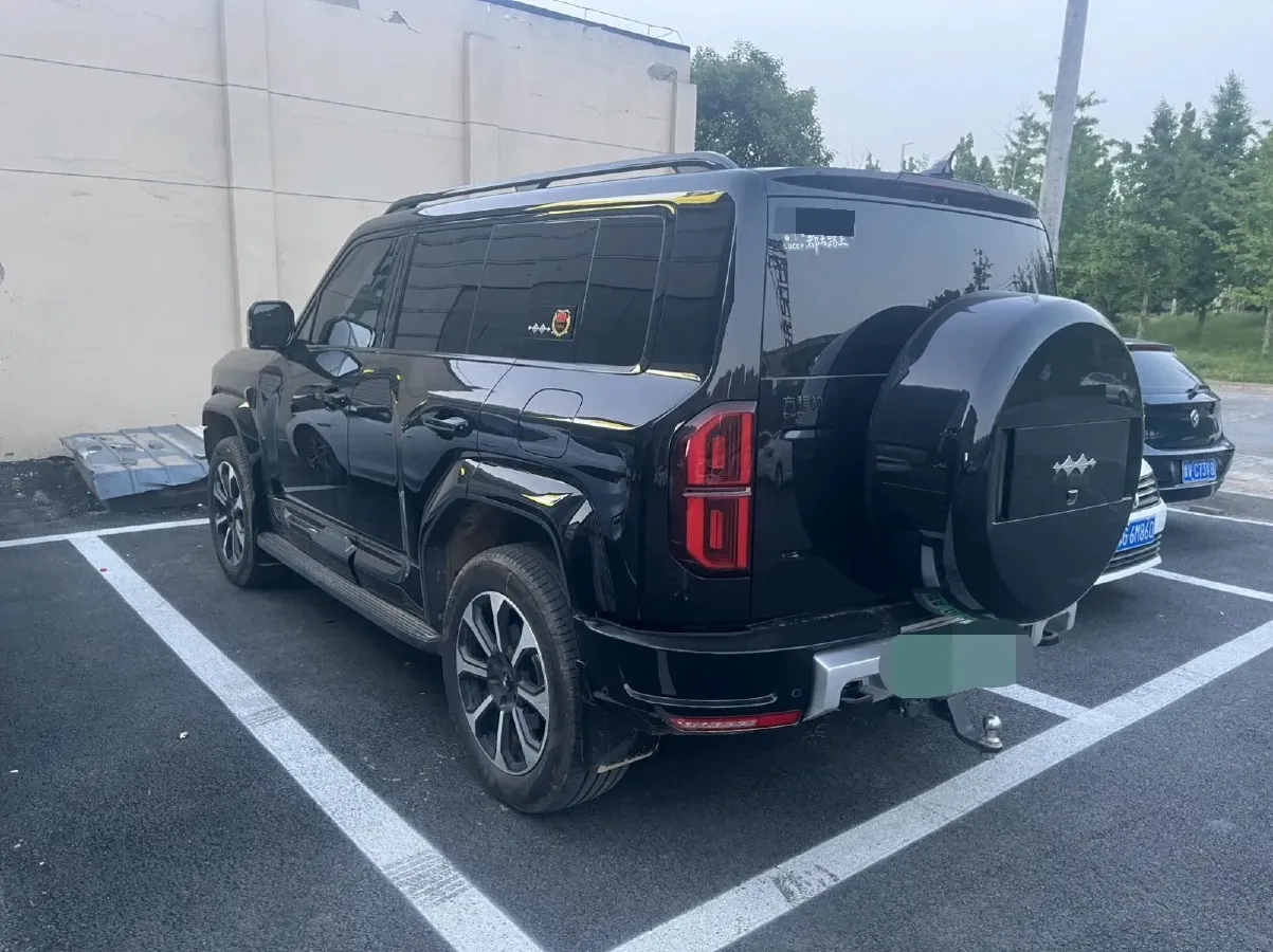 2025 FangChengBao Bao 5 1.5T 194HP L4 E-CVT PHEV 31.8KWH,autocango,china used car exporter,china ev exporter,chinese used car exporter,chinese used ev exporter