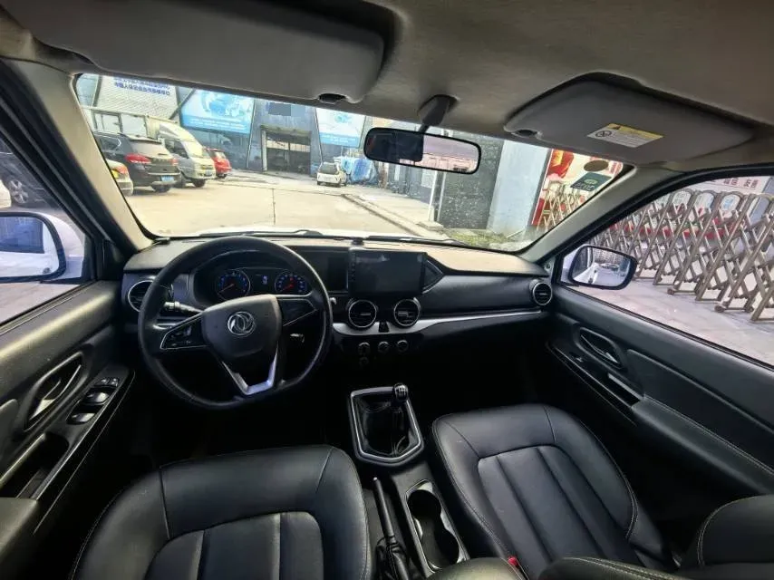 2021 Dongfeng RuiQi 2.4L 158HP L4 5MT,autocango,china used car exporter,china ev exporter,chinese used car exporter,chinese used ev exporter