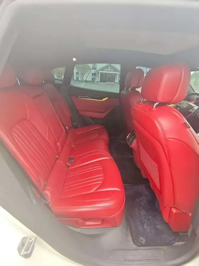 2016 Maserati Levante 3.0T 430HP V6 8AT,autocango,china used car exporter,china ev exporter,chinese used car exporter,chinese used ev exporter