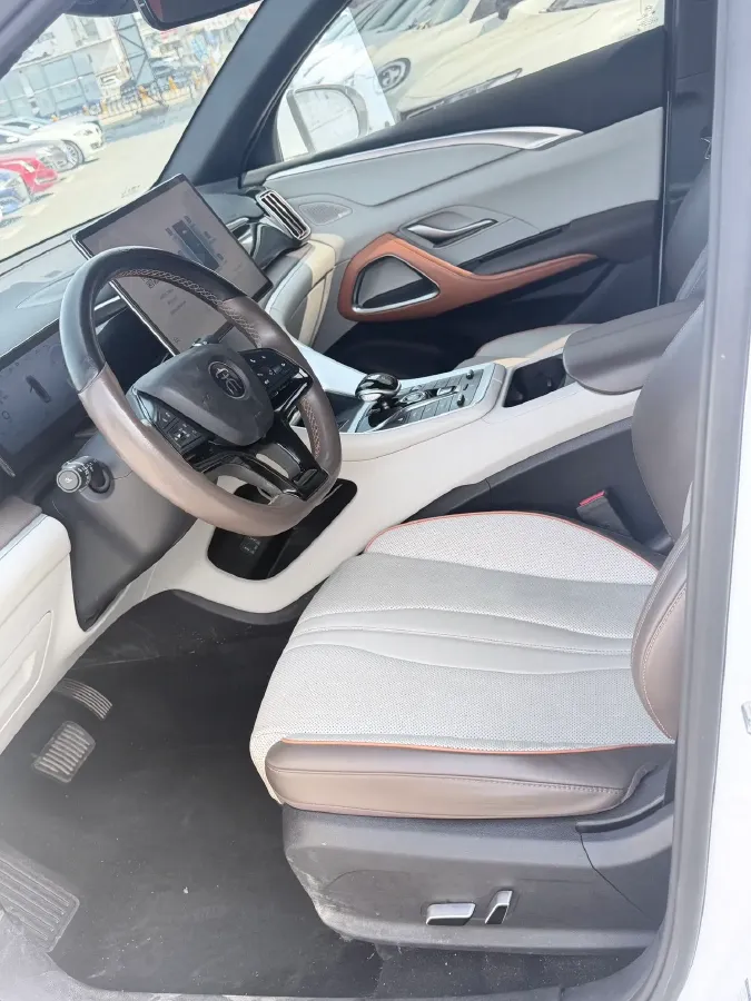 2022 Geely JiaJi 1.5T 177HP L3 7DCT PHEV 15.5KWH,autocango,china used car exporter,china ev exporter,chinese used car exporter,chinese used ev exporter