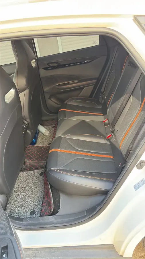 2025 ChangAn UNI-V 1.5T 192HP L4 7DCT,autocango,china used car exporter,china ev exporter,chinese used car exporter,chinese used ev exporter