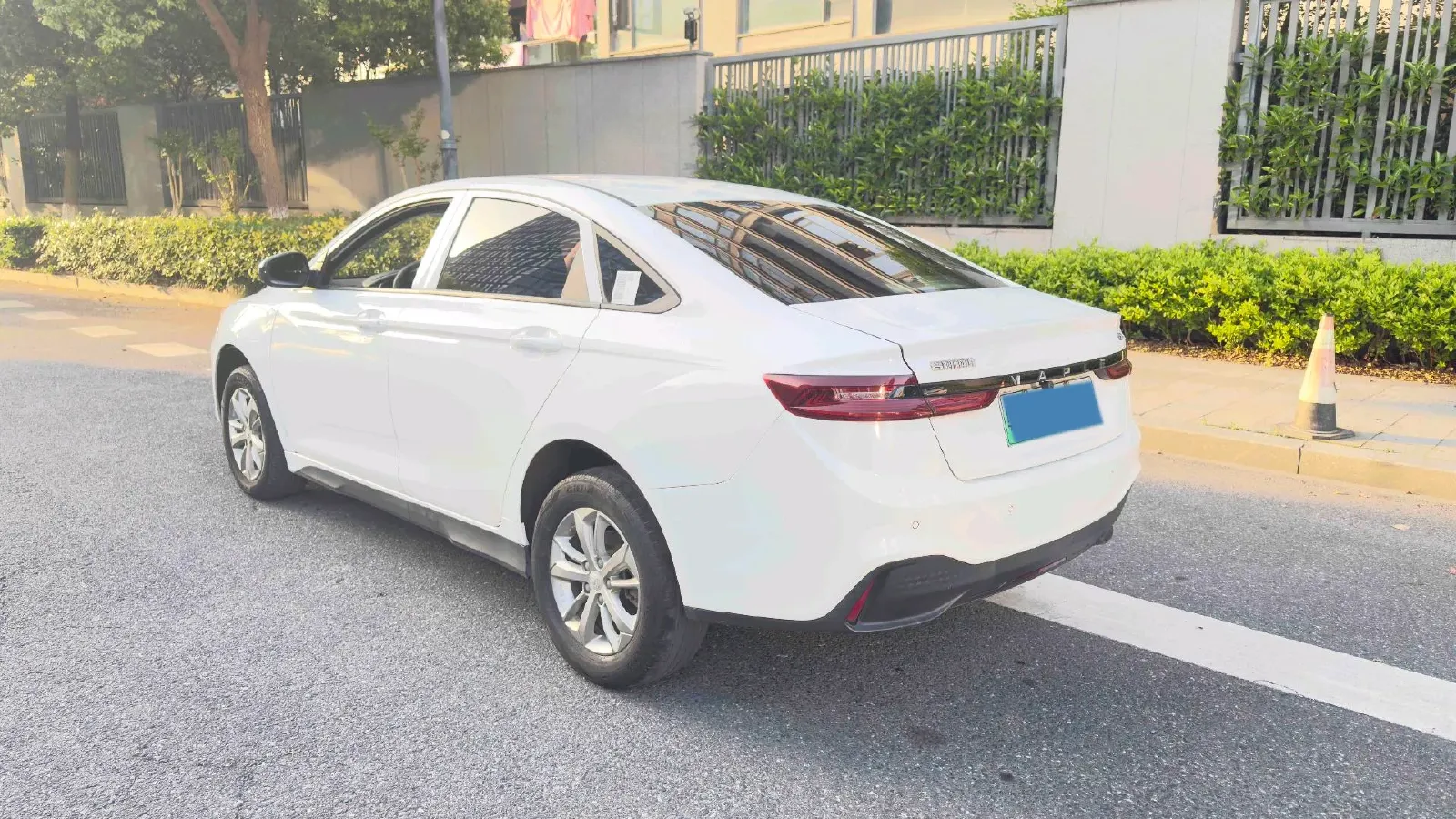 2022 Livan Maple 60s PRO BEV 51.8KWH,autocango,china used car exporter,china ev exporter,chinese used car exporter,chinese used ev exporter