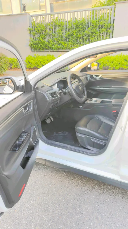 2022 Livan Maple 60s PRO BEV 51.8KWH,autocango,china used car exporter,china ev exporter,chinese used car exporter,chinese used ev exporter