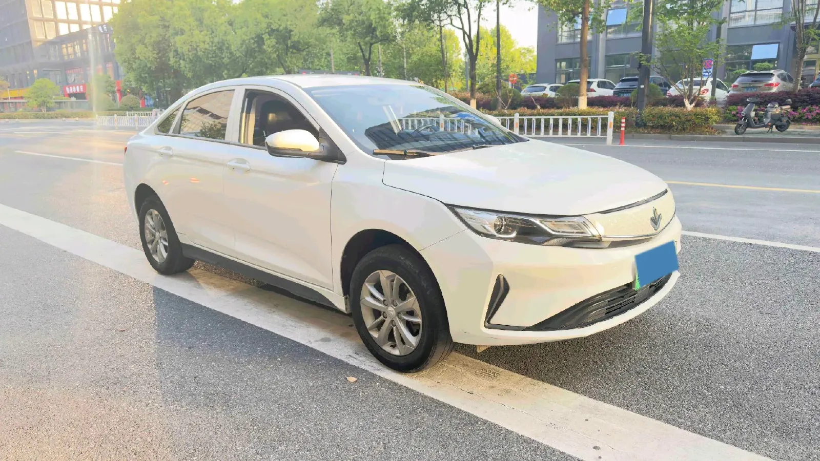 2022 Livan Maple 60s PRO BEV 51.8KWH,autocango,china used car exporter,china ev exporter,chinese used car exporter,chinese used ev exporter