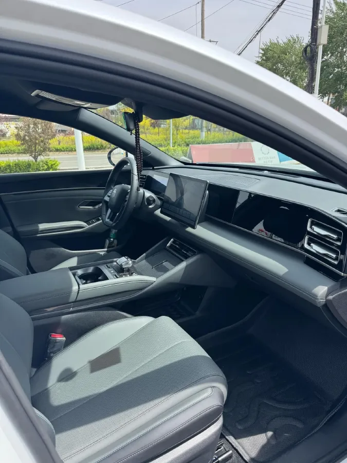 2025 BYD QinL 1.5L 101HP L4 E-CVT PHEV 10.08KWH,autocango,china used car exporter,china ev exporter,chinese used car exporter,chinese used ev exporter