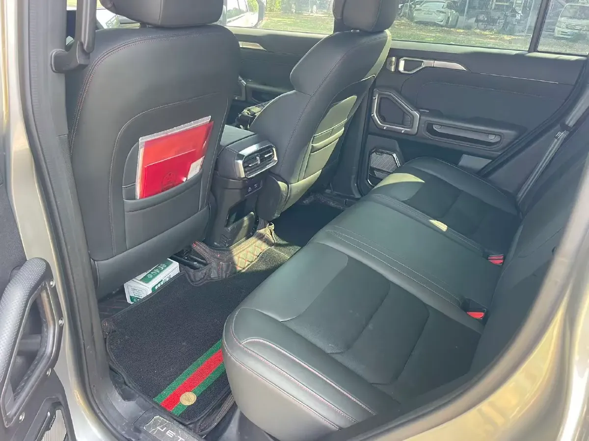 2023 Jetour Traveller 2.0T 254HP L4 7DCT,autocango,china used car exporter,china ev exporter,chinese used car exporter,chinese used ev exporter