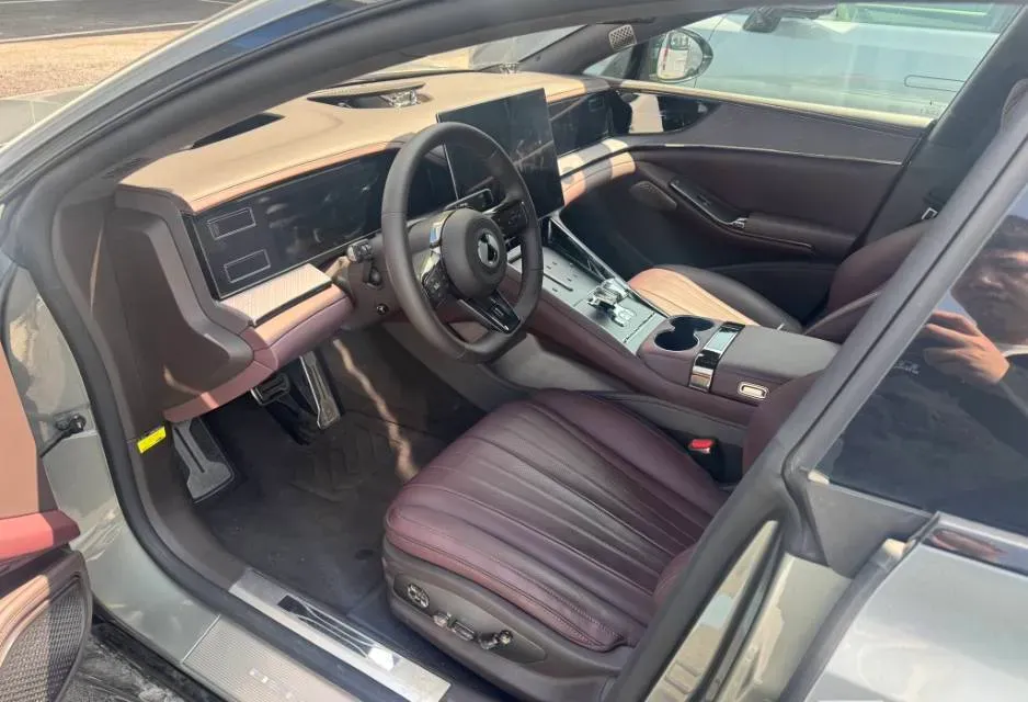 2024 Denza DenzaZ9GT 2.0T 207HP L4 E-CVT PHEV 38.5KWH,autocango,china used car exporter,china ev exporter,chinese used car exporter,chinese used ev exporter