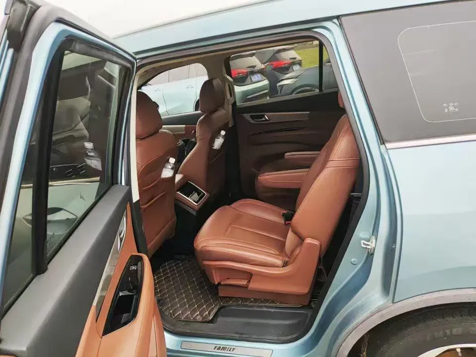 2020 HaiMa 7X 1.6T 195HP L4 6AT,autocango,china used car exporter,china ev exporter,chinese used car exporter,chinese used ev exporter