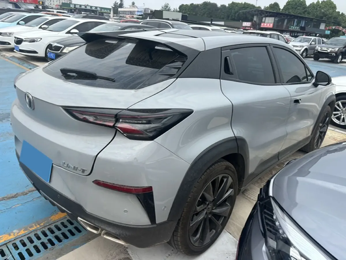 2020 ChangAn UNI-T 1.5T 180HP L4 7DCT,autocango,china used car exporter,china ev exporter,chinese used car exporter,chinese used ev exporter