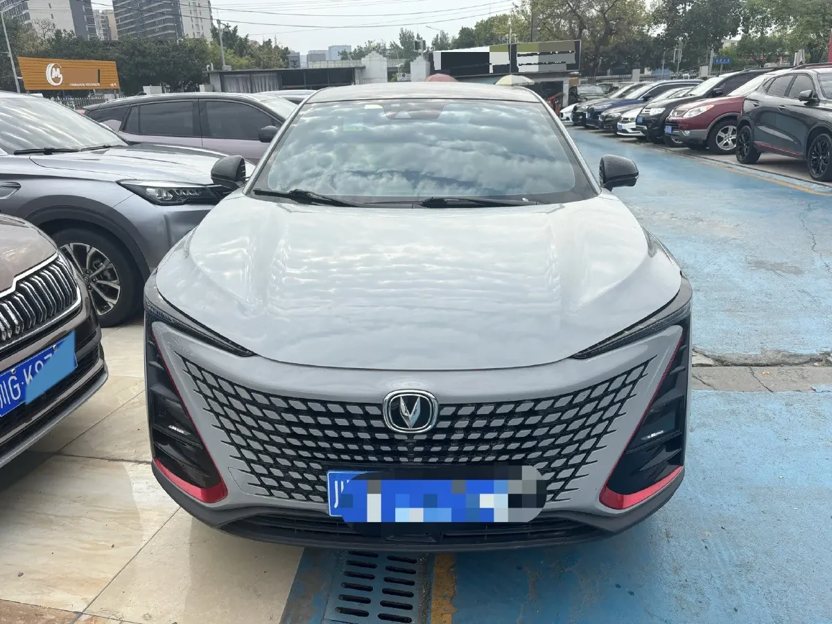 2020 ChangAn UNI-T 1.5T 180HP L4 7DCT,autocango,china used car exporter,china ev exporter,chinese used car exporter,chinese used ev exporter